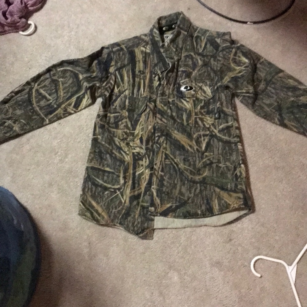 Youth Large Mossy Oak Camo button down jacket